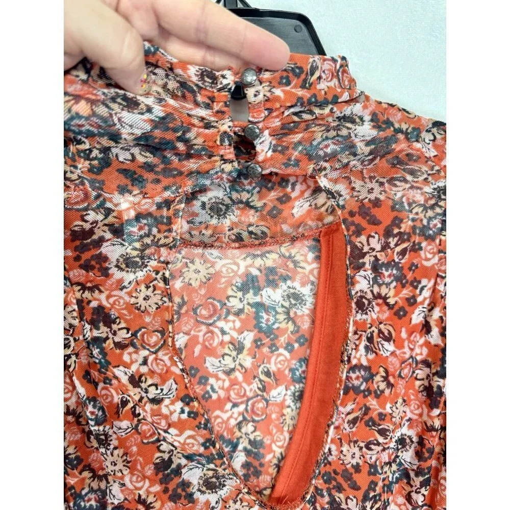 Free People All Dolled Up Mesh Crop Top Women’s Small Red Floral Mock Neck Ties